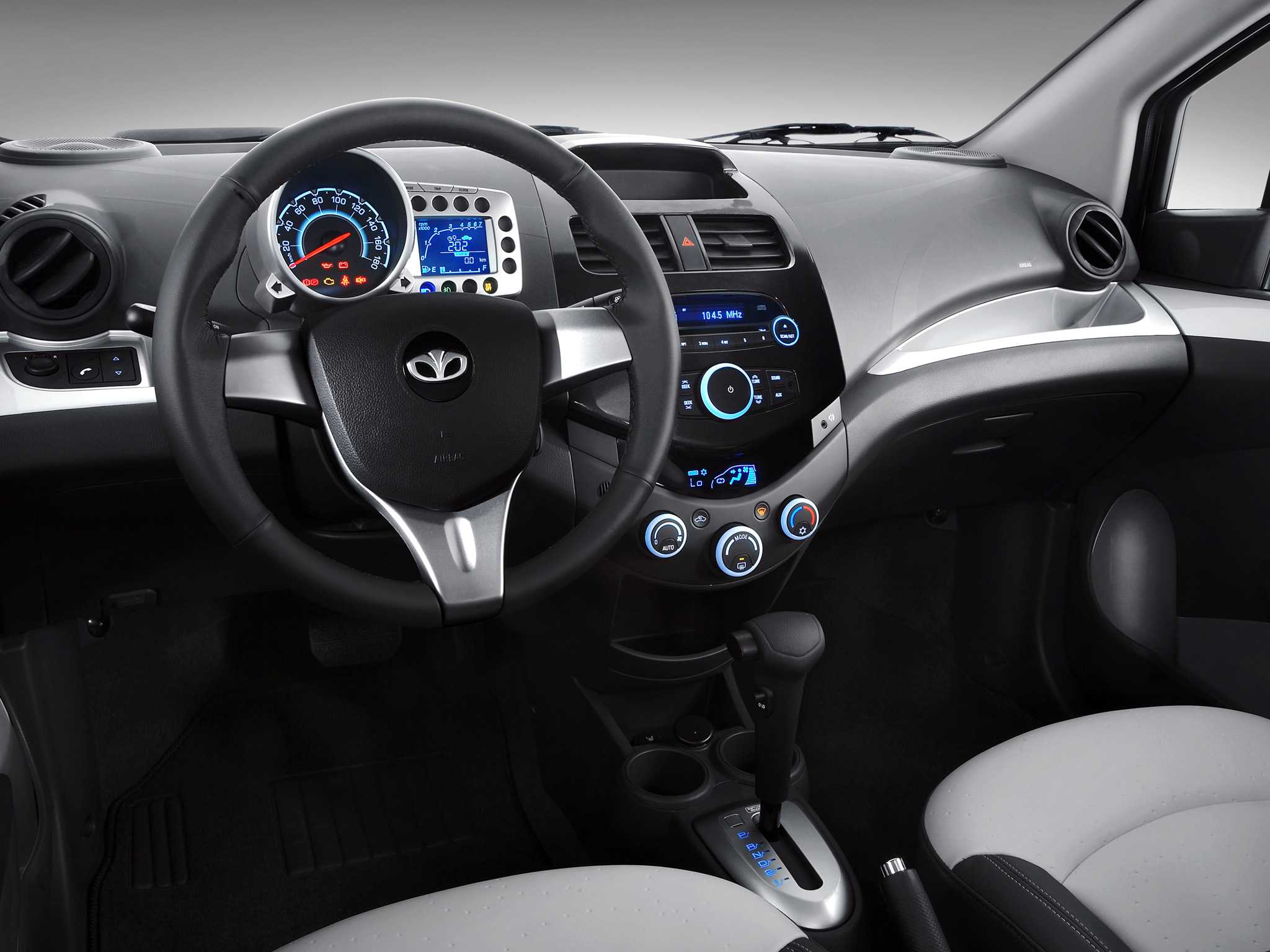 Daewoo Matiz interior - Cockpit