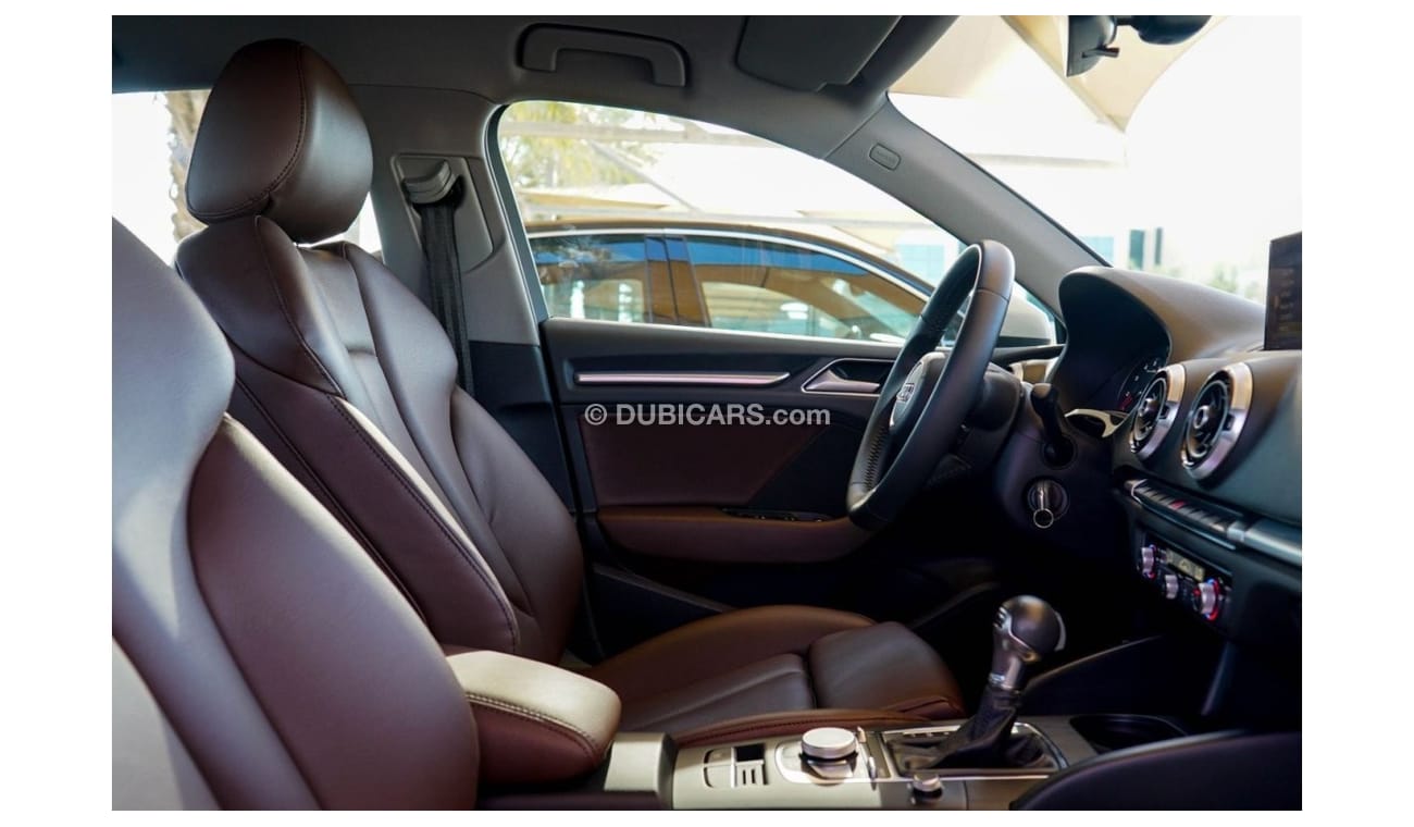 أودي A3 30 TFSI بايسيك