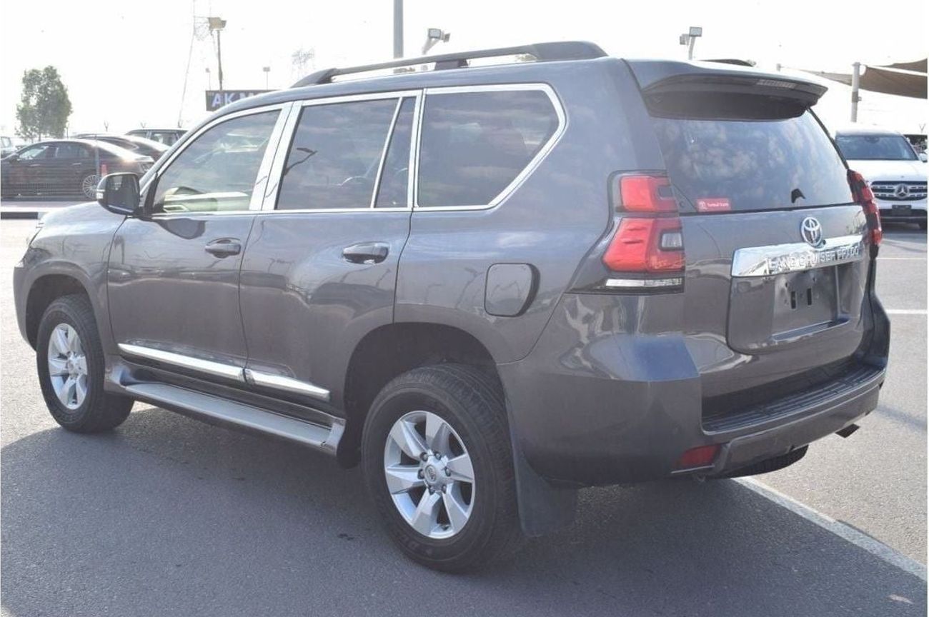 تويوتا برادو Diesel 2.8 Liter Right Hand Drive 4 Doors Manual Gear