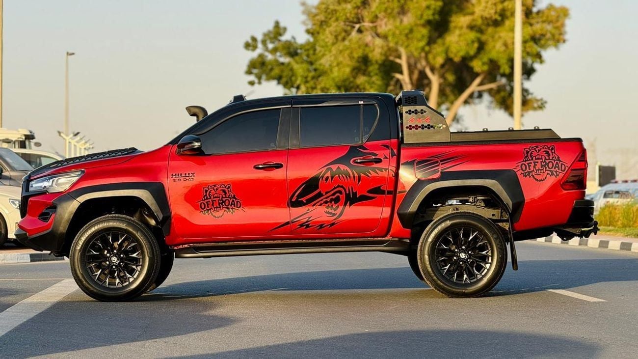 تويوتا هيلوكس 2019 | 2.8L DIESEL | MANUAL TRANSMISSION | RHD | MODIFIED TO GR SPORTS KIT | BONNET SCOOP | ROOF TOP