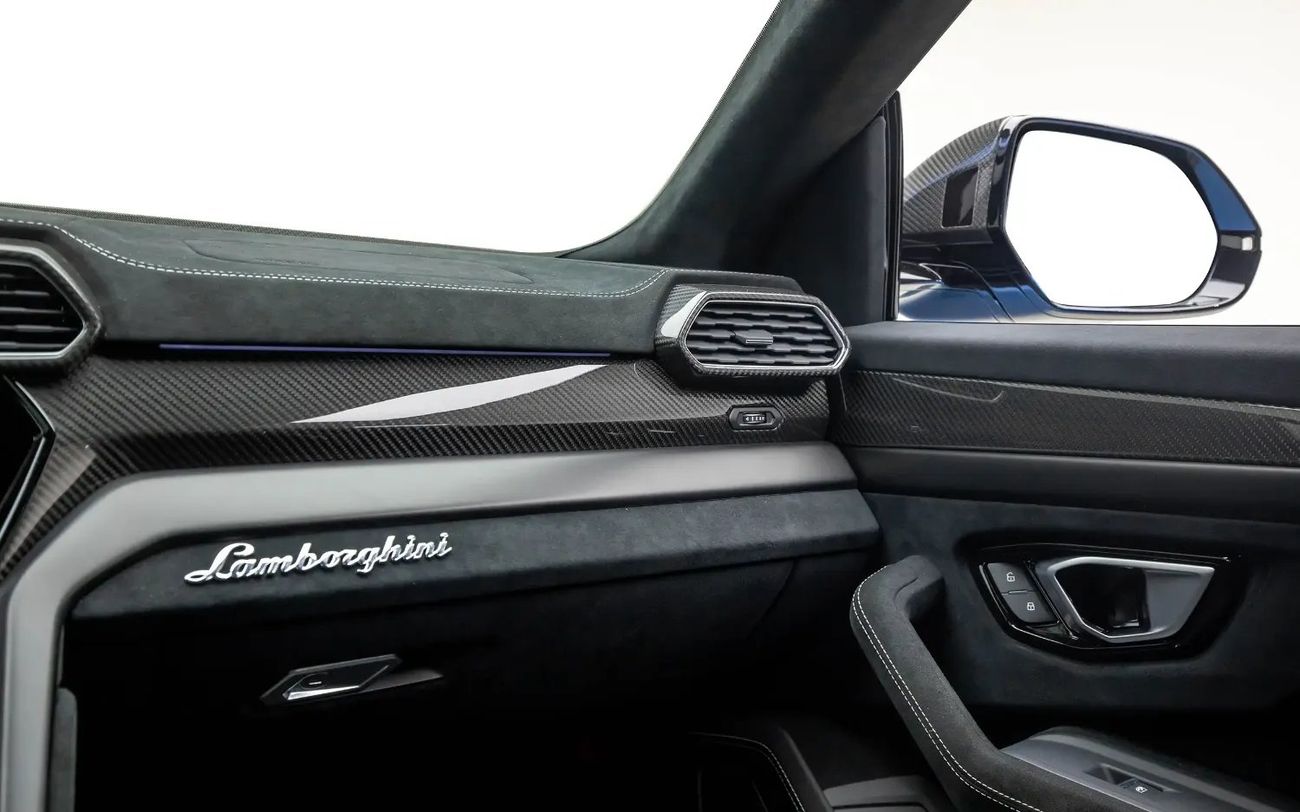 Lamborghini Urus 4.0T V8 Performante - Japanese Spec