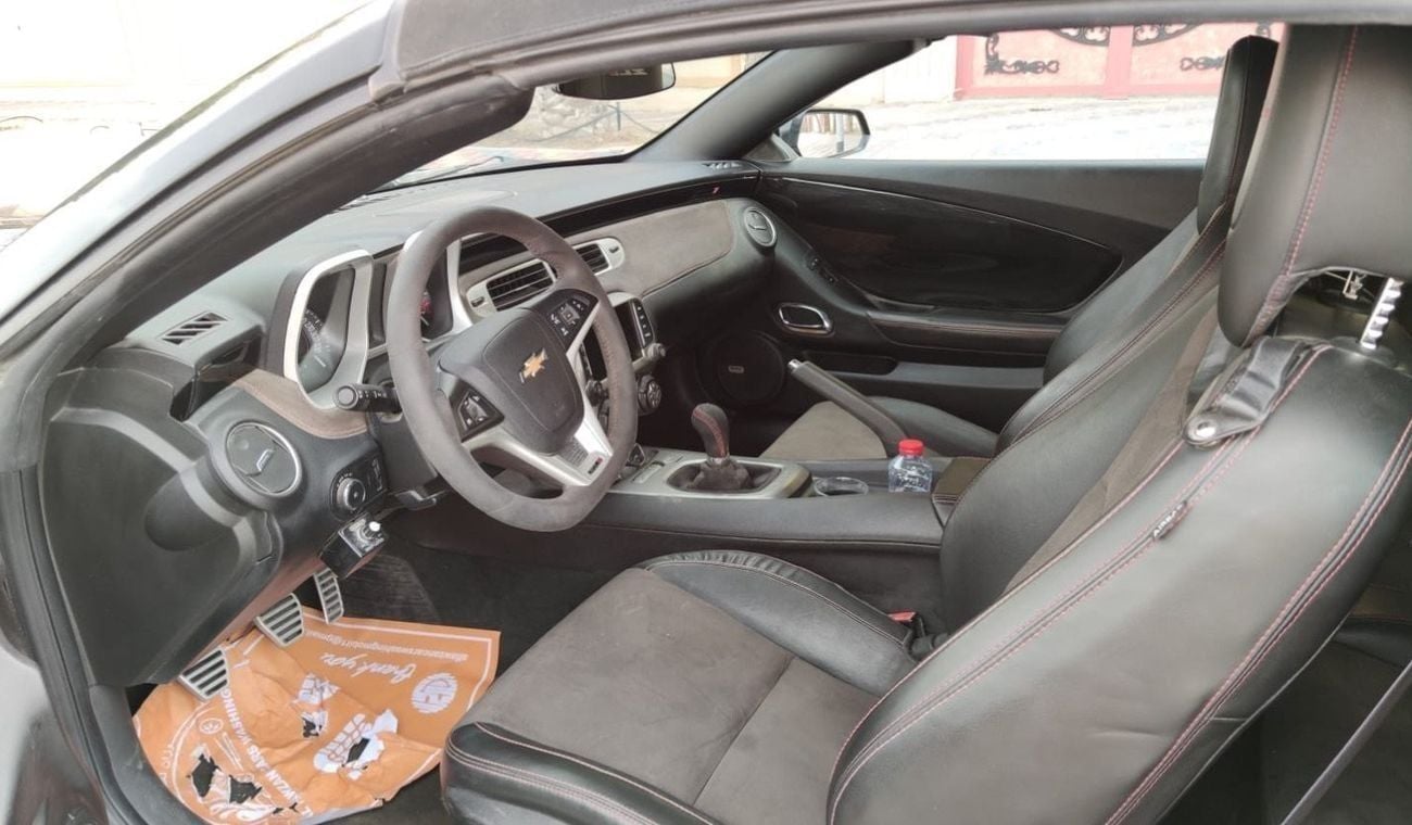 Chevrolet Camaro Comaro zl1 convertible, special car 750 hp upgraded, and agency very clean car manual transmission