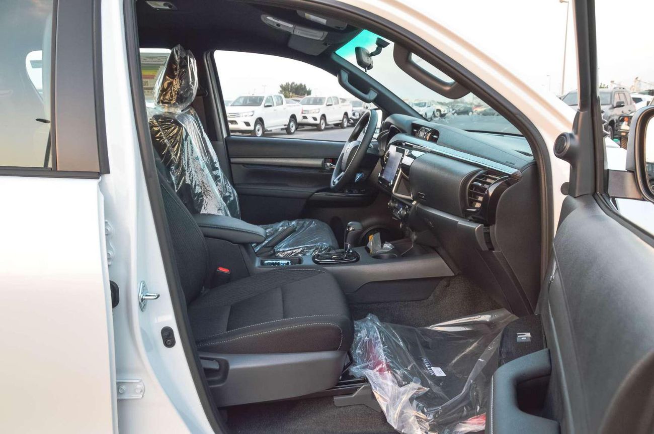 Toyota Hilux TOYOTA HILUX ADVENTURE 4.0L V6 4WD PICKUP 2025