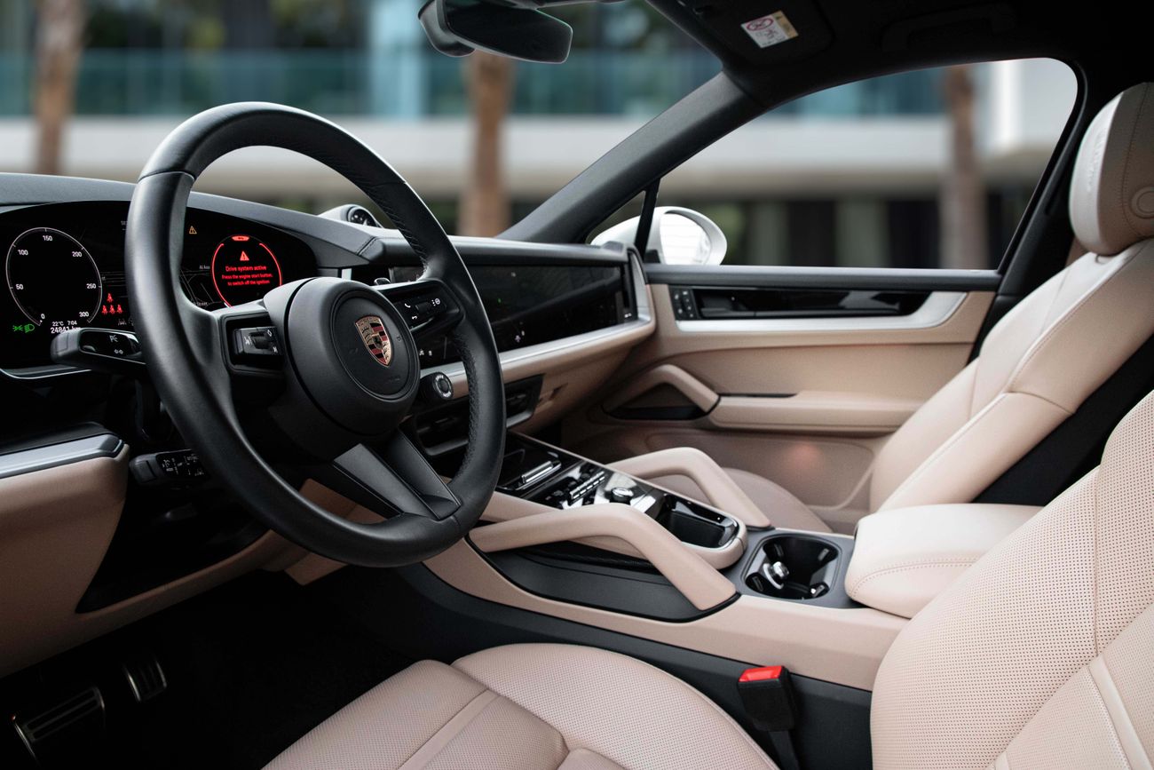 Porsche Cayenne Cayanne S | 8,421 P.M | 0% Downpayment | CAYENNE S | PORSCHE WARRANTY!