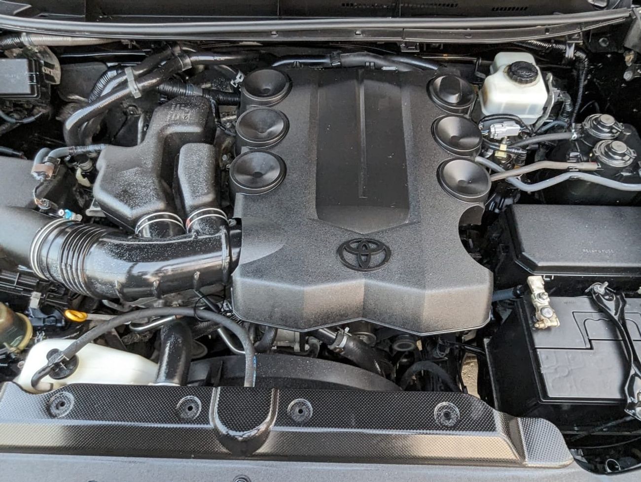 Toyota Prado Toyota landcruser Prado year 2016 petrol engine 7 seater 6 cylinder black colour