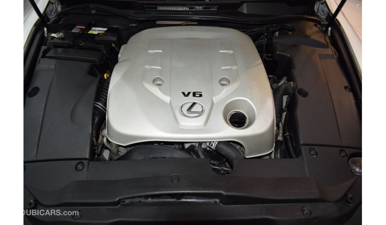 Lexus IS300 EXCELLENT DEAL for our Lexus IS 300 ( 2012 Model! ) in White Color! GCC Specs