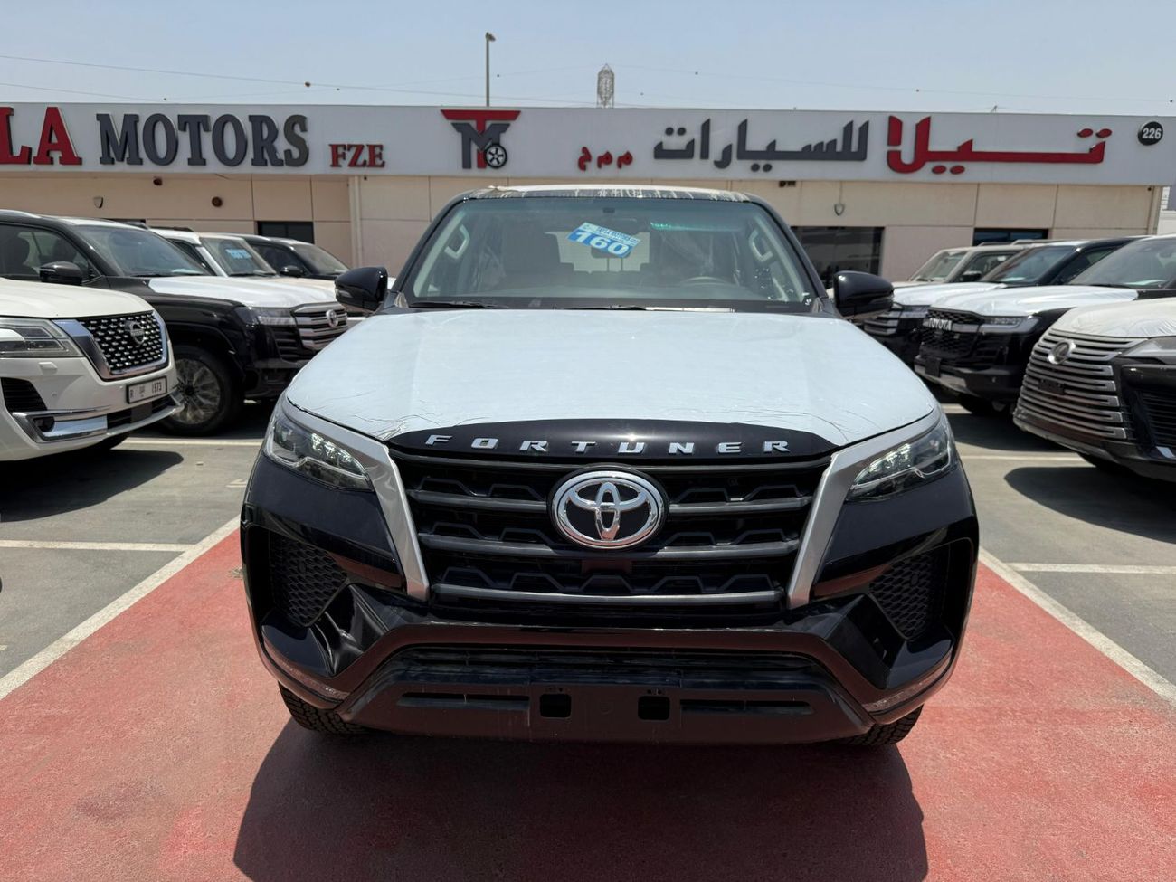 تويوتا فورتونر TOYOTA FORTUNER 2.7 AT CLIMATE CONTROL BLACK 2025