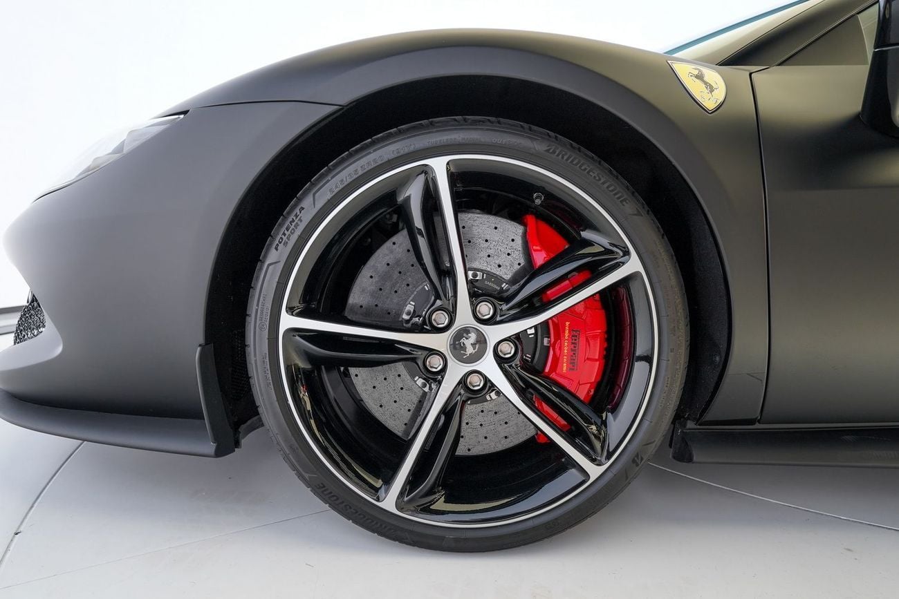 فيراري 296 GTB GTB 3.0T V6 PHEV