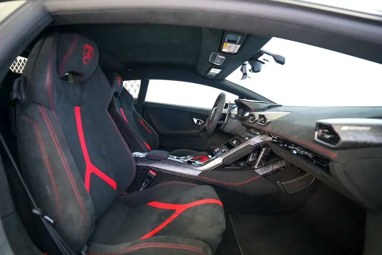 لامبورغيني هوراكان PERFORMANTE