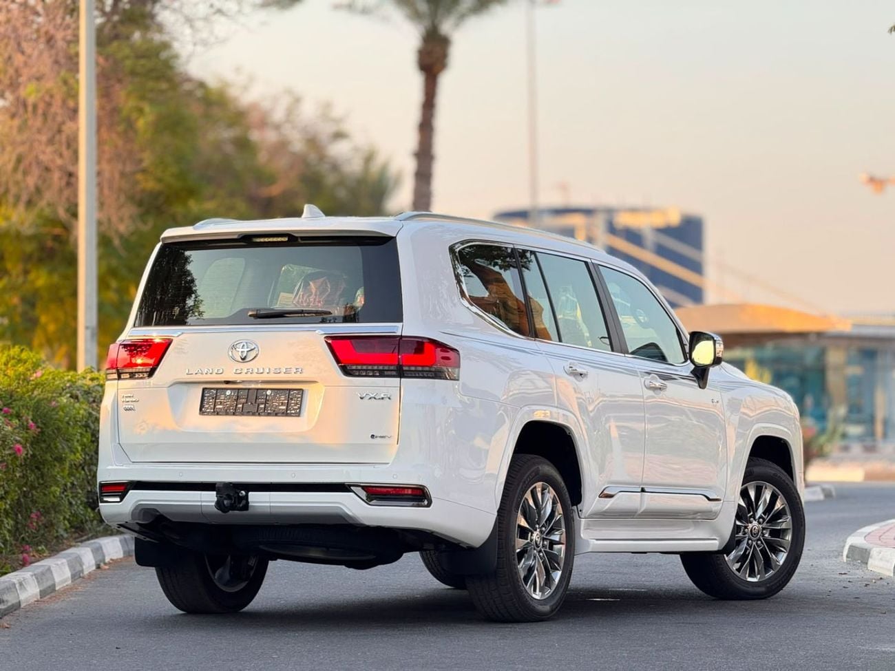 Toyota Land Cruiser VXR