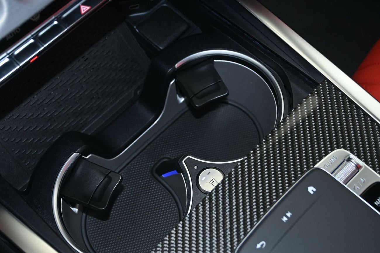 Mercedes-Benz G 63 AMG 4MATIC SUV Mercedes AMG G63 4.0-litre V8 Bi-Turbo, Model 2026 Color White