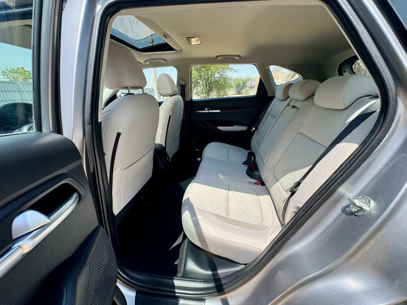 Kia Seltos LX 1.6L 770-Monthly l GCC l Sunroof, Cruise, Camera l Accident Free