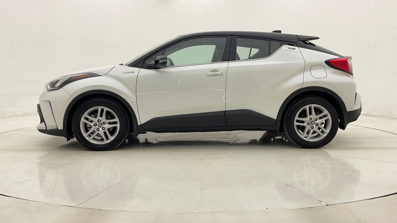 تويوتا CHR VX 1.8 | بدون دفعة مقدمة | اختبار القيادة في المنزل