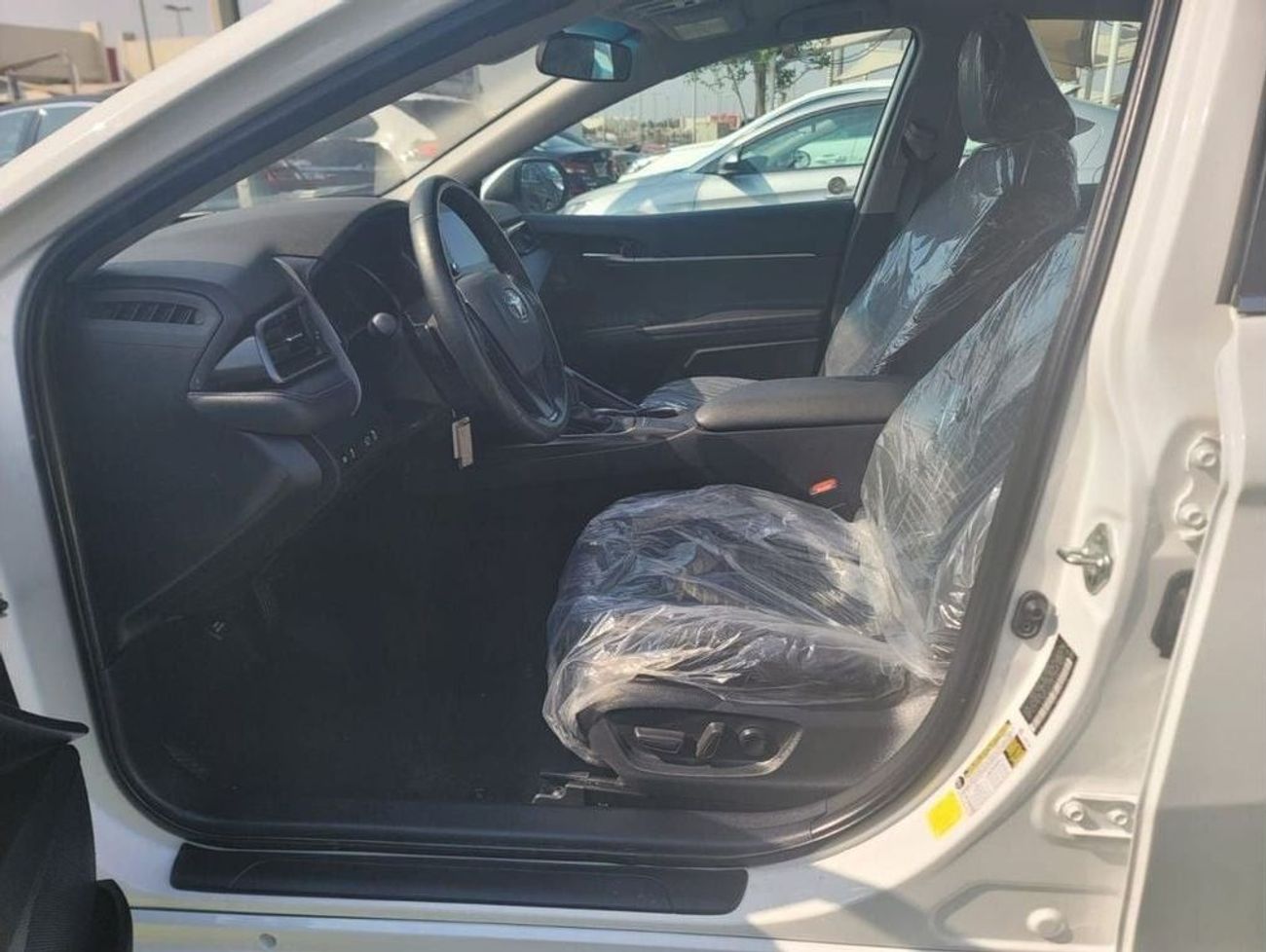 تويوتا كامري SE 2.5L (204 HP)