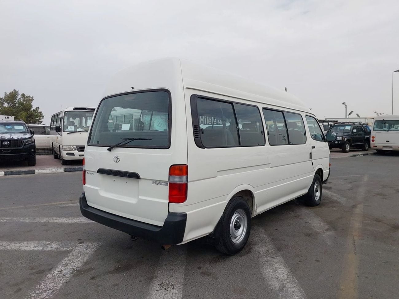 تويوتا هاياس TOYOTA HIACE VAN RHD 2000 MODEL 2.4 L PETROL MANUAL(PM02940)