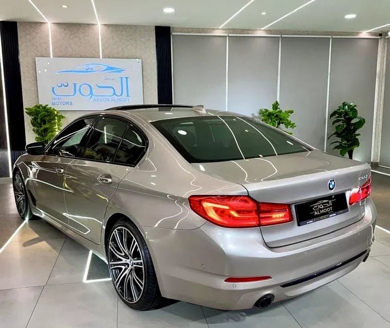 بي أم دبليو 530i M Sport 2.0L