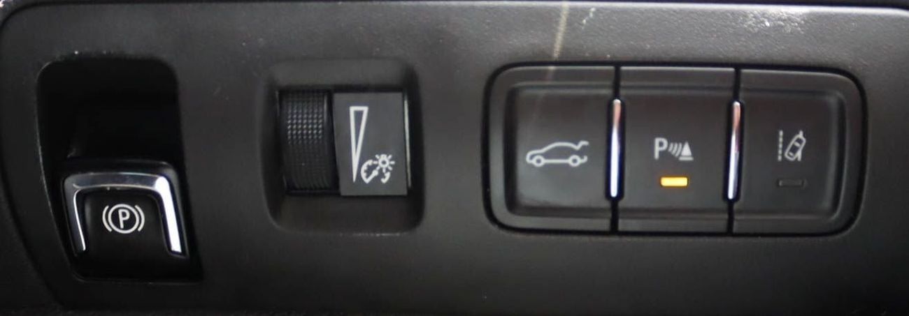 Chevrolet Impala Chevrolet impala 2019 original paint full option, GCC accident-free, in excellent condition, 1198 p.