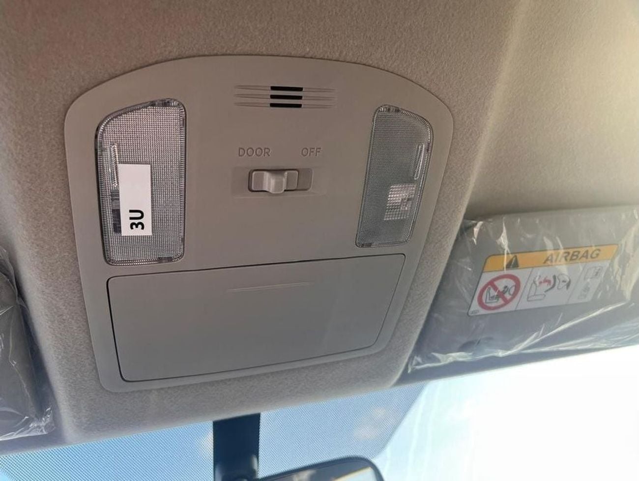 تويوتا هيلوكس GLX TOYOTA HILUX 2.7 4x4 DC PETROL AUTOMATIC FOR NIGERIA