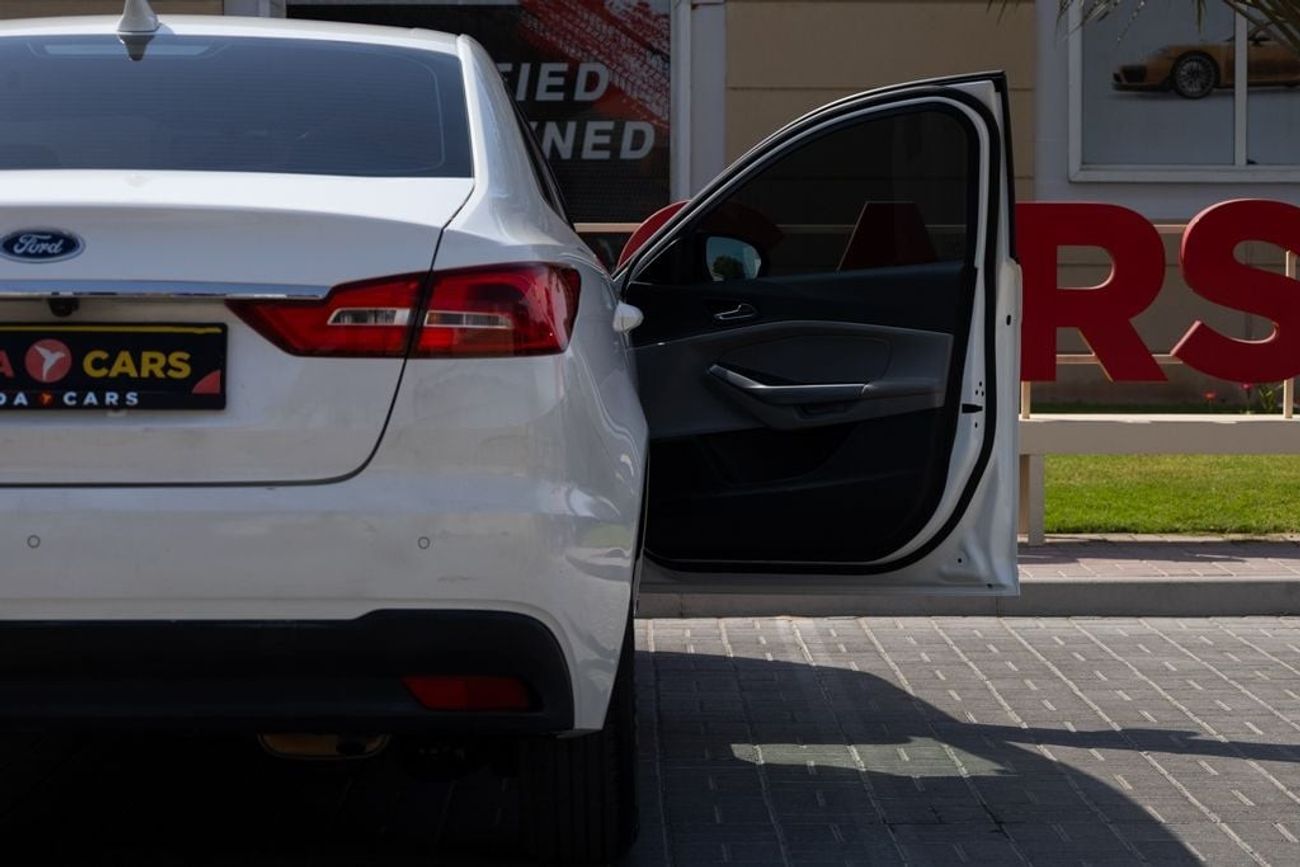 Ford Escort Ford Escort 2020 GCC under Warranty with Flexible Down-Payment.