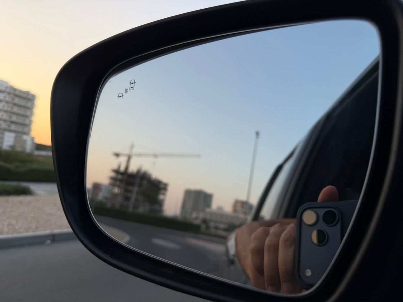 نيسان فرونتير Pro4X 3.8L Petrol with Sunroof Full Option