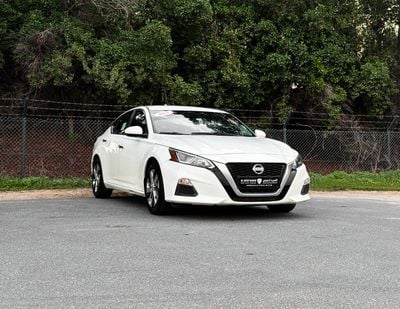 نيسان ألتيما نيسان ألتيما | 2.5 لتر | 2019 | خليجية | خالية من الحوادث | بحالة ممتازة | 853 شهرياً