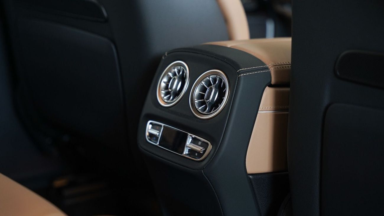 Mercedes-Benz G 63 AMG 4MATIC SUV GCC 2025 Fully Original Carbon Perfomance Package 5 Year Gargash Auto Warranty