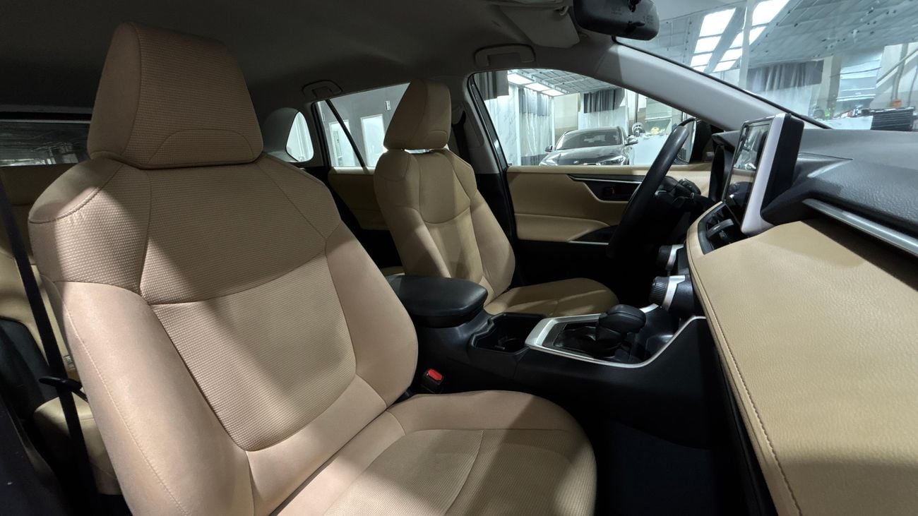 تويوتا راف ٤ 2024 EX | AED 1290/Month | 0 DP | 30 Day Return | Warranty | Service History