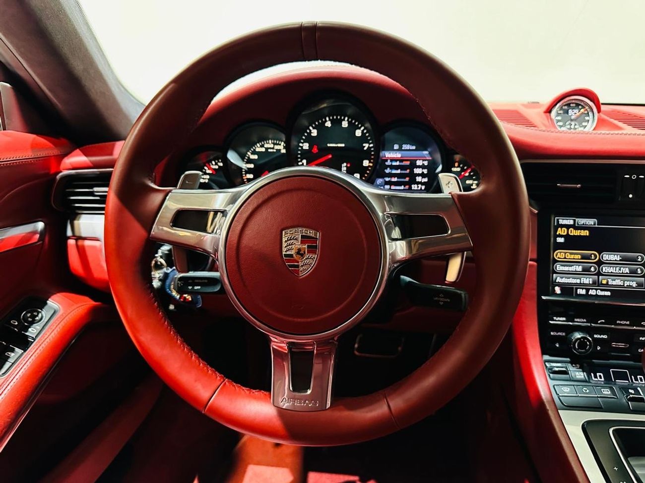 بورش 911 Carrera 3.6L Coupe