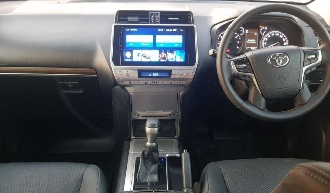 Toyota Prado 2.7cc PETROL LEATHER SEATS ELECTRIC SEATS 7 SEATER FACELIFTED INTERIOR AND EXTERIOR TO 2022 DESIGN