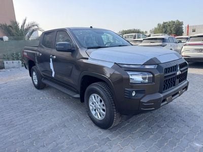 Mitsubishi L200 MITSUBISHI L200 Petrol Double Cabin 4WD 5MT 2.5L GLX_Basic Option_Bronze