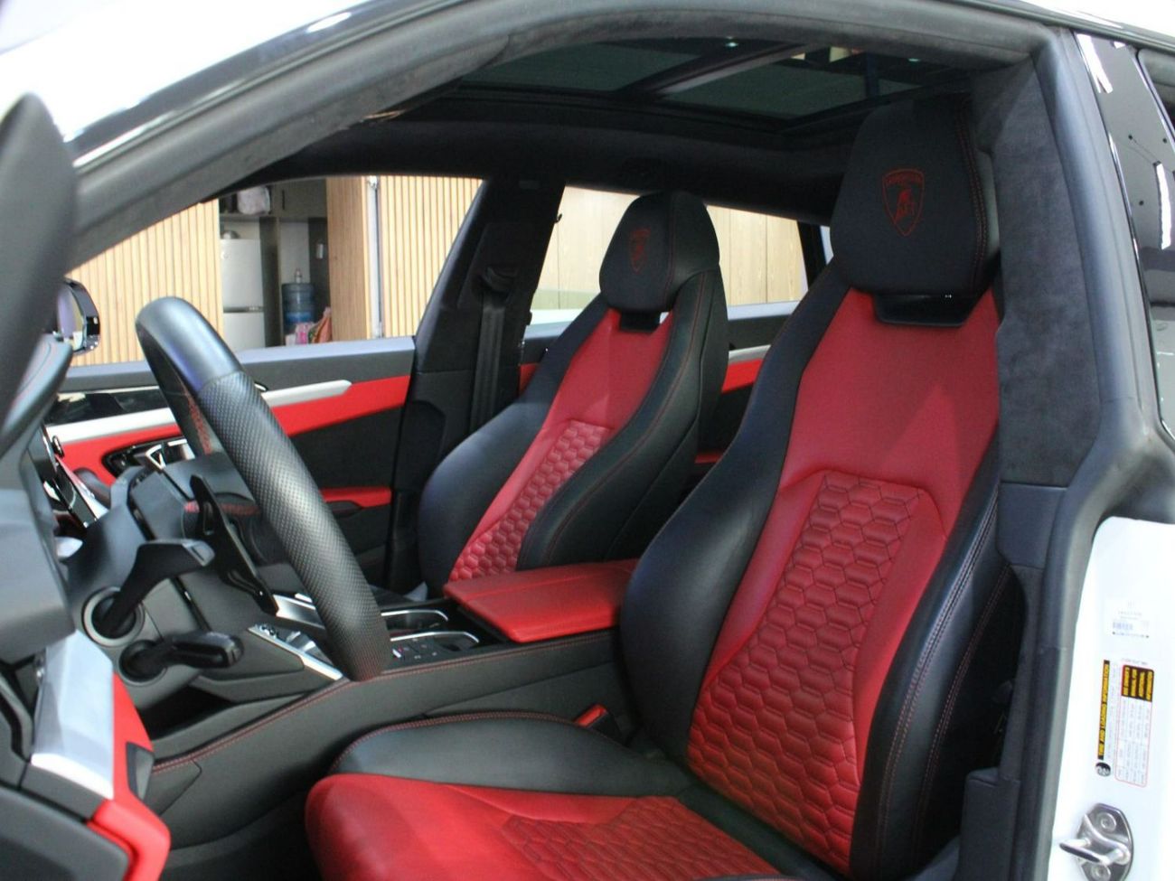 لامبورغيني اوروس