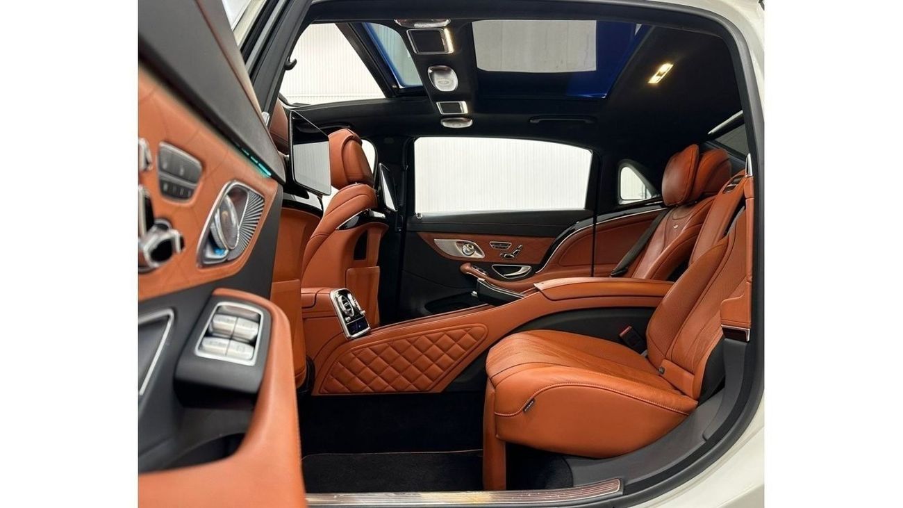 Mercedes Maybach S560 Maybach 2018 Mercedes Maybach S650, Warranty, Full Mercedes Service History, Full Options, GCC