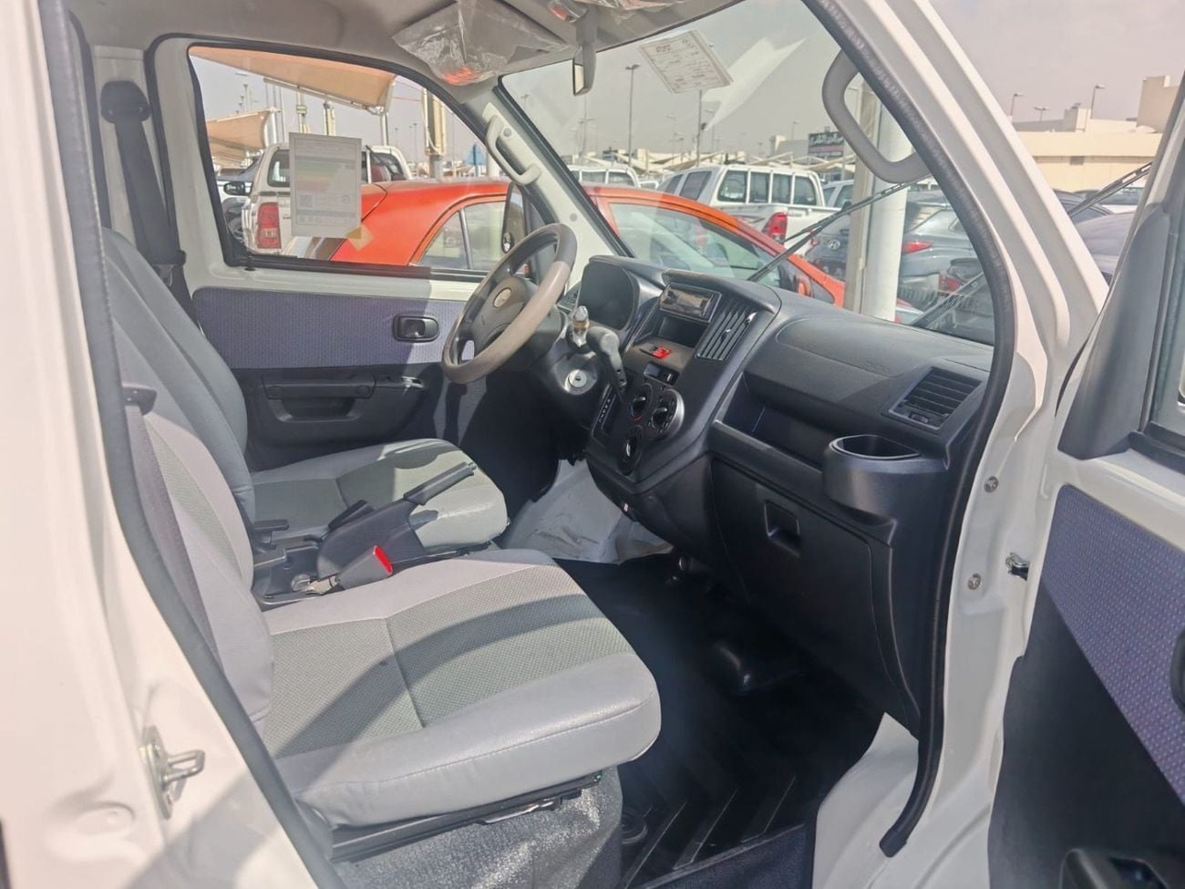 تويوتا لايت آيس Toyota Lite Ace 2024 (1.5L Full Automatic) Van petrol,