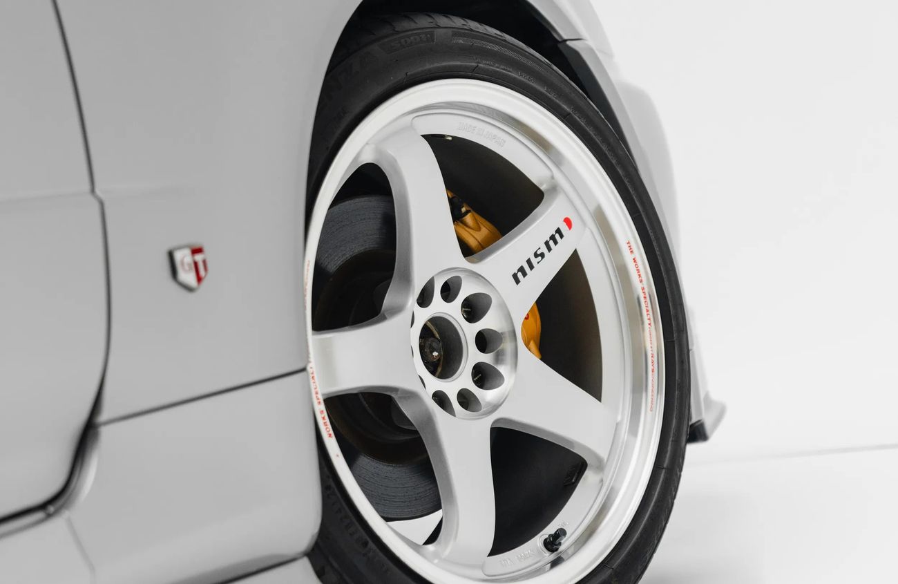 نيسان سكايلاين 2.6L I-6 Turbocharged Engine