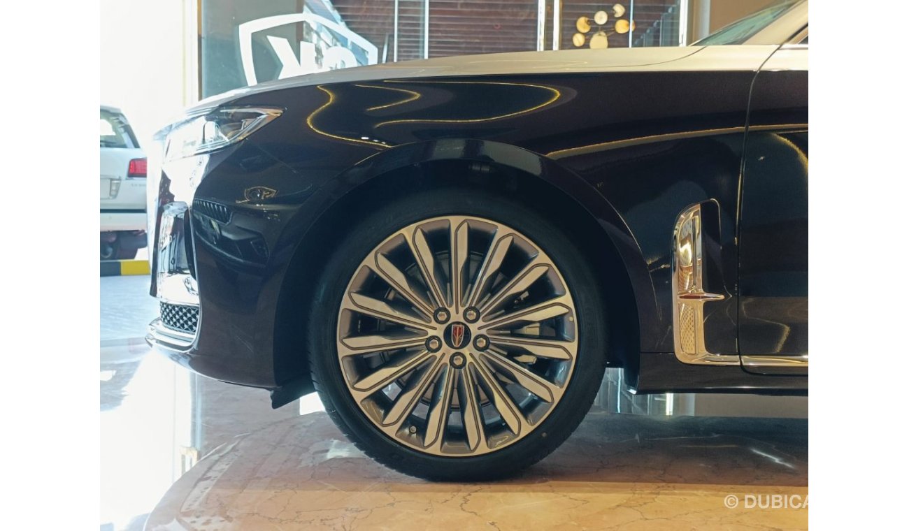هونغشي H9 E SEGMENT LUXURY CAR, 2.0L V4 PETROL, POWER SEATS & PANORAMIC ROOF (CODE # 712)