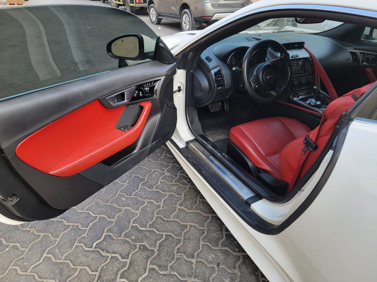 Jaguar F Type Std 3.0L Coupe A/T