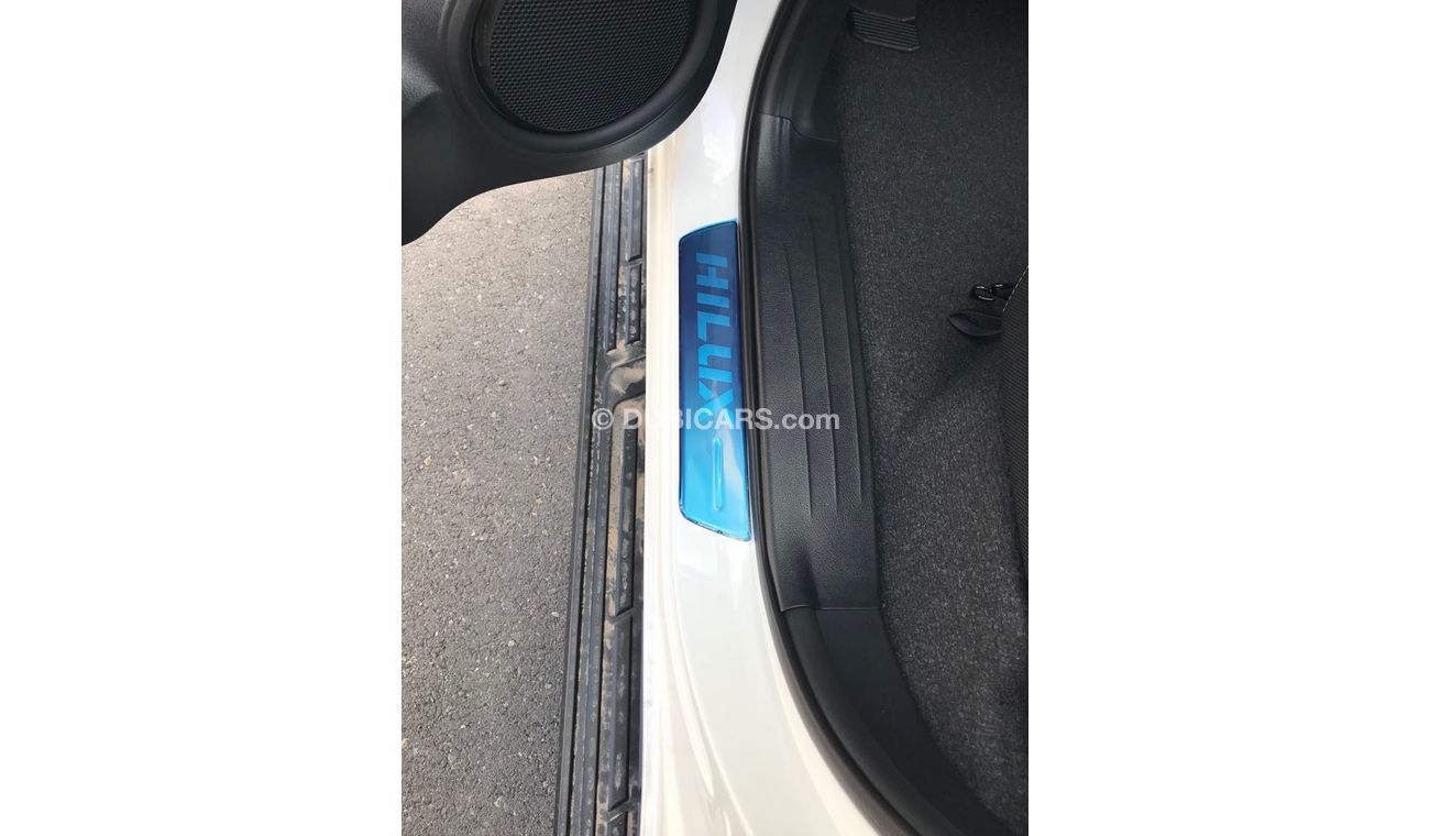 Toyota Hilux 2.4L - Diesel - Manual - FULL - 2018 Model.