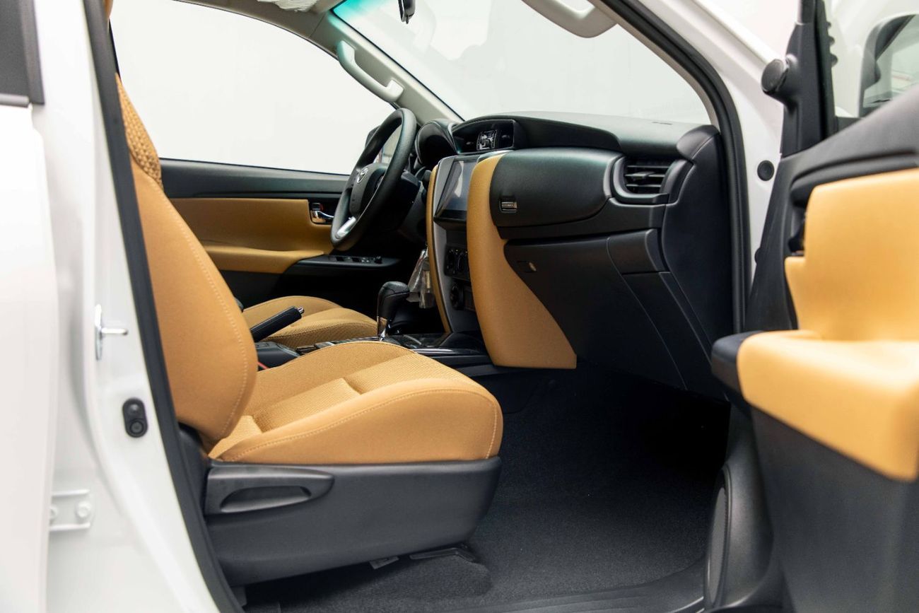 Toyota Fortuner 2.7L - Platinum White Pearl Chamois | Export Only
