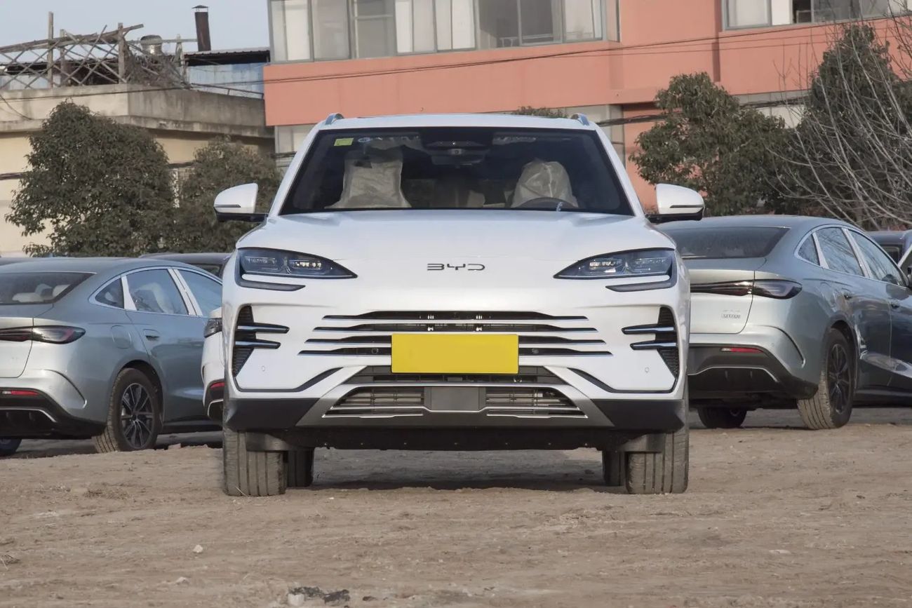 BYD Song Plus 112km Plug in Hybrid Premium