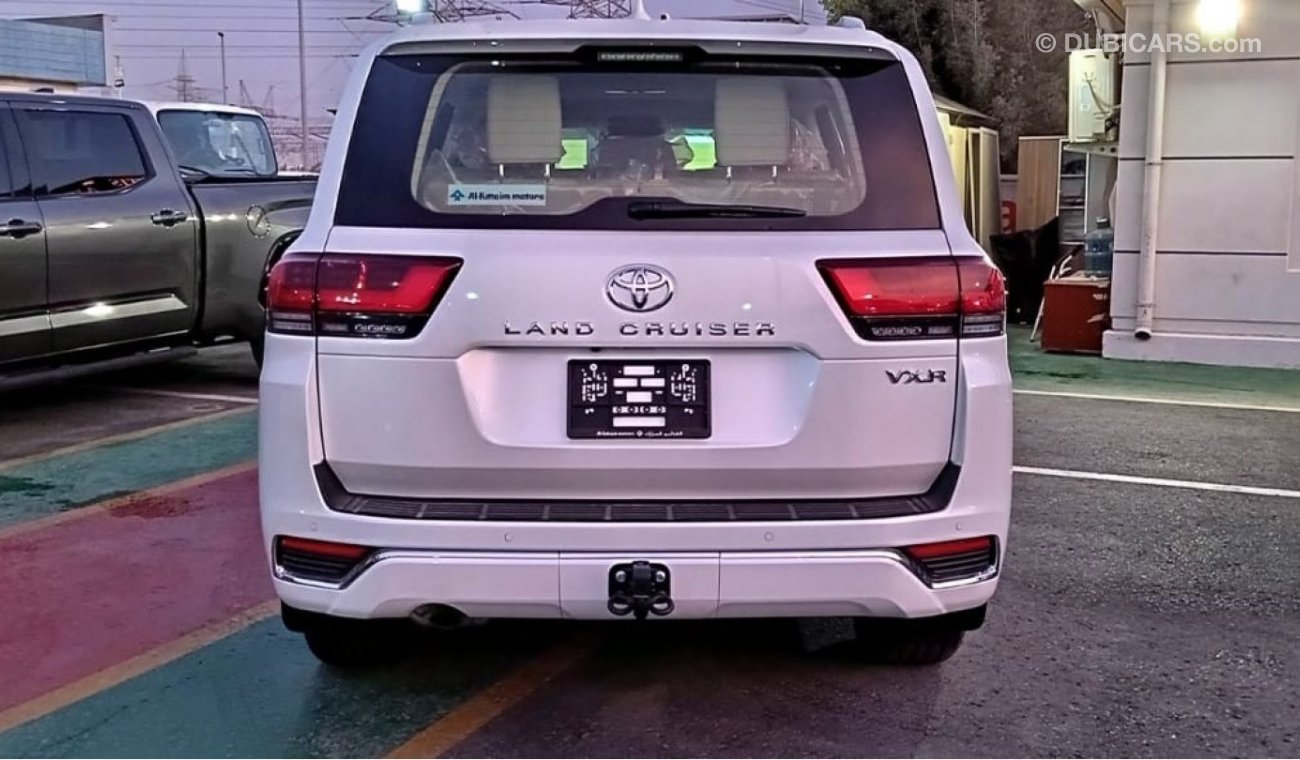 Toyota Land Cruiser VXR TOYOTA LANDCRUISER VXR WHITE