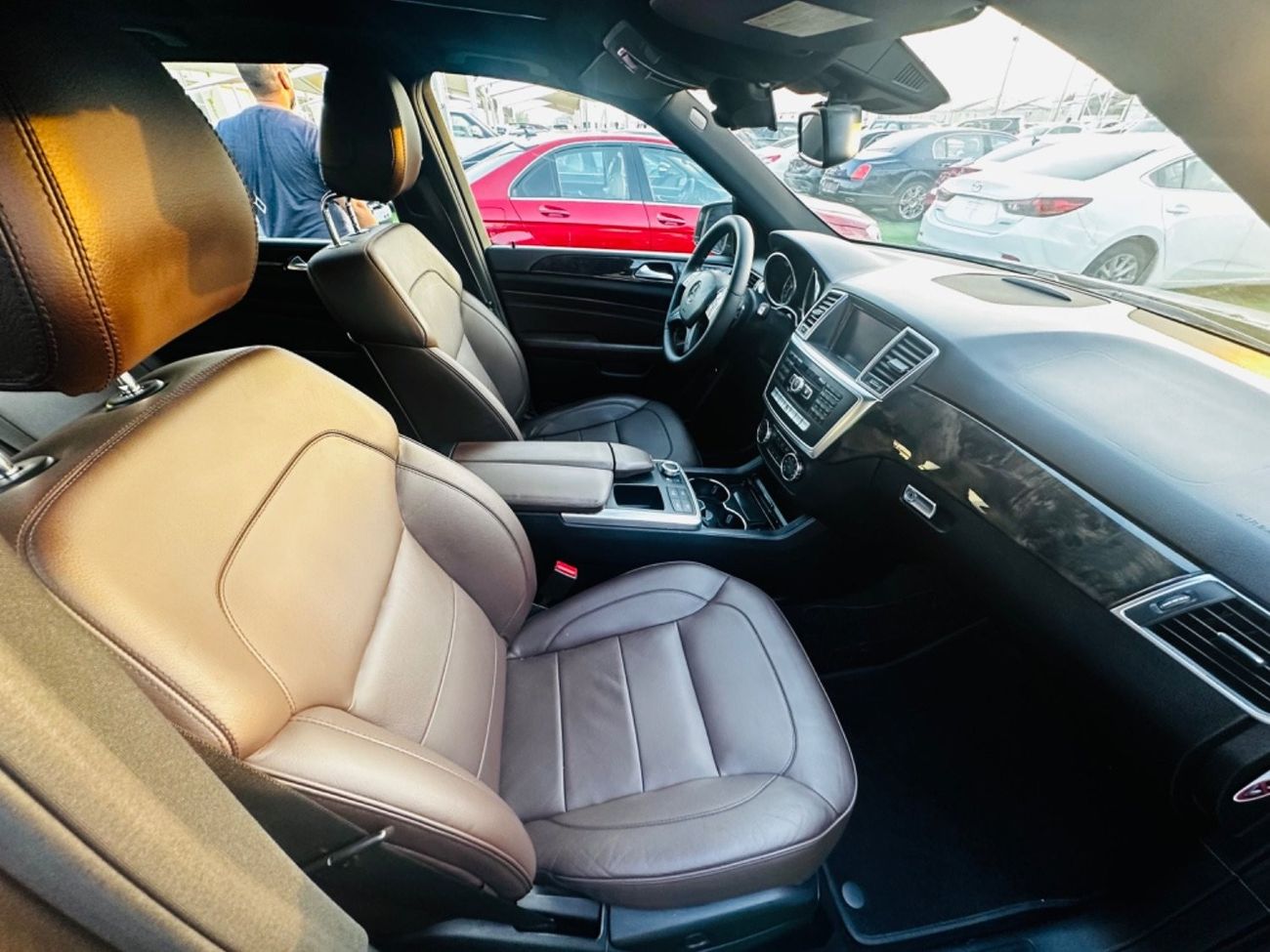 Mercedes-Benz ML 350 AMG MERCEDES BENZ ML350 MODEL 2013 GCC CAR PERFECT CONDITION INSIDE AND OUTSIDE FULL OPTION PANORAMI