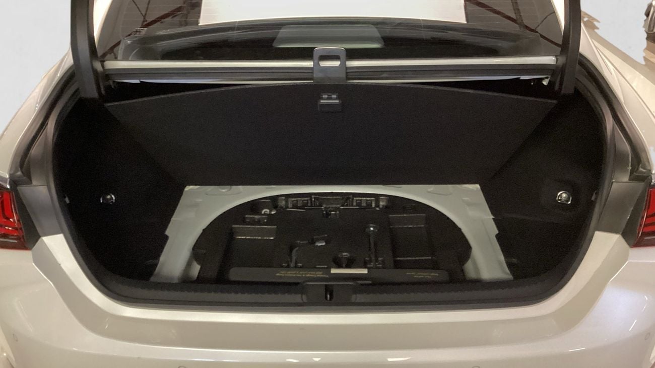 Lexus ES350 3.5 PRESTIGE AUTO | Guaranteed Warranty | 0 Down Payment