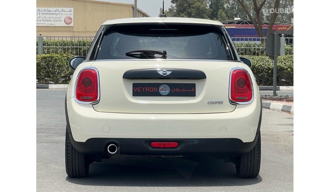 ميني كوبر MINI COOPER 2017 ORIGINAL PAINT PERFECT CONDITION LOW MILEAGE