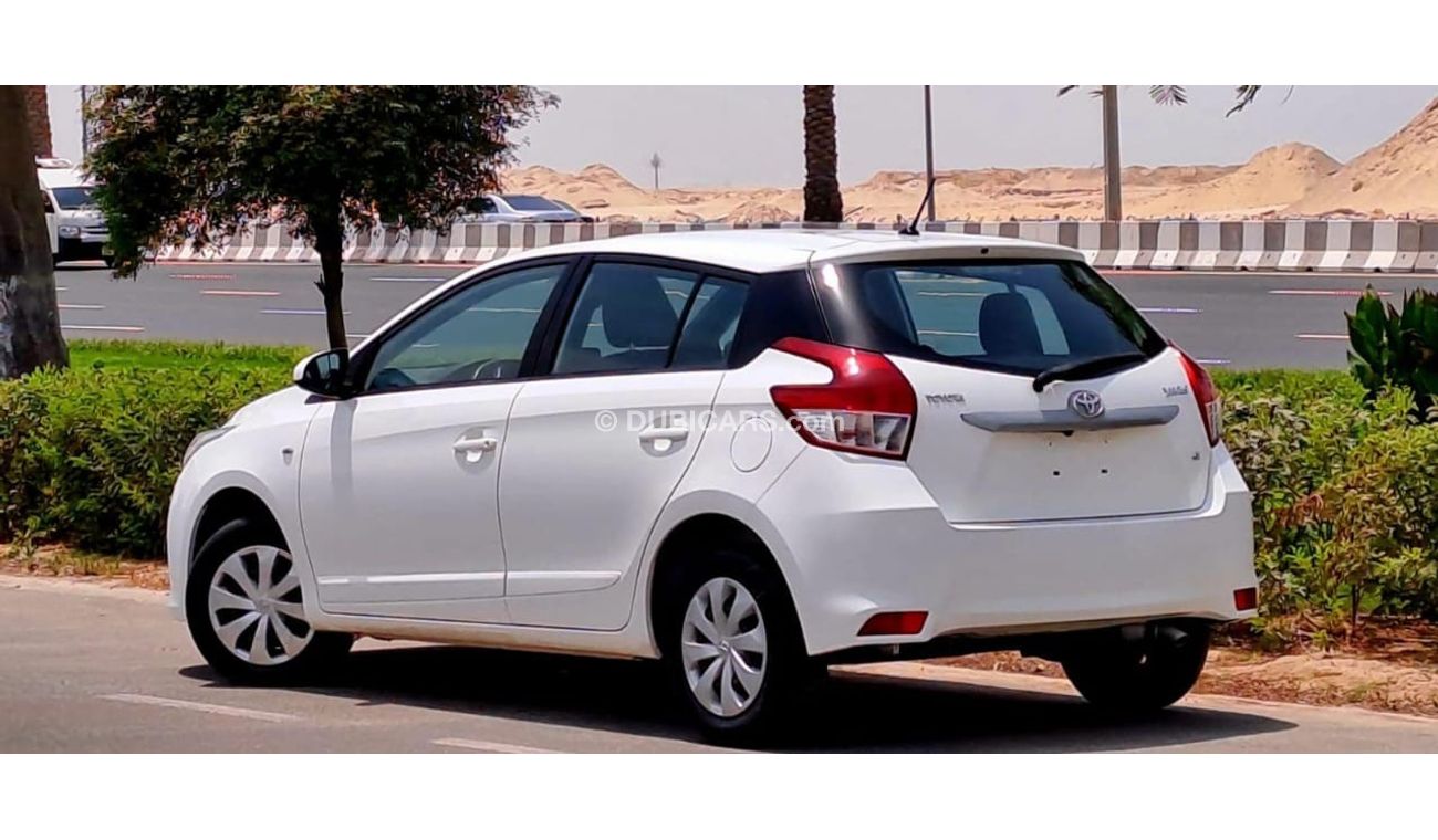 تويوتا يارس SE