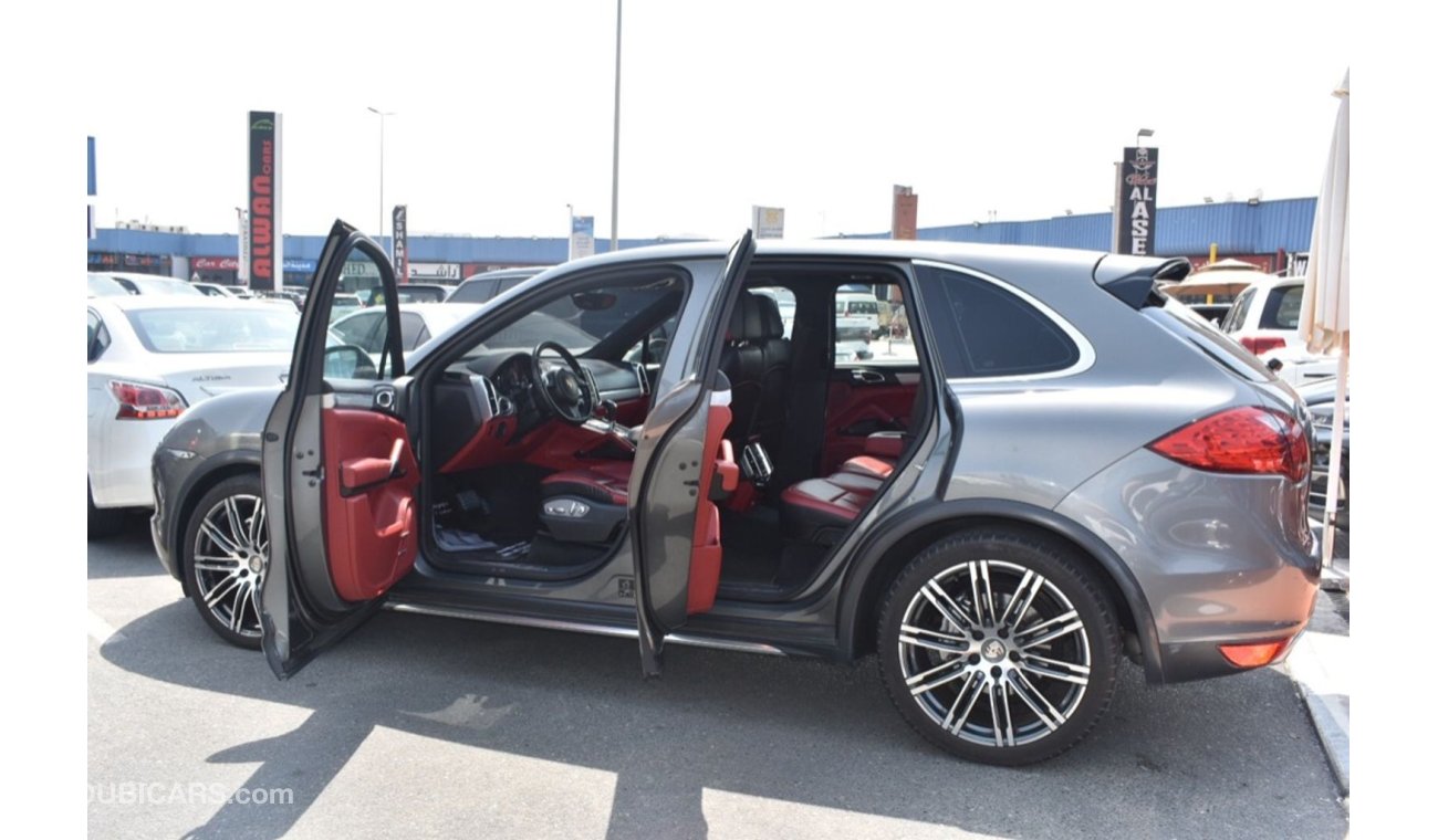 Porsche Cayenne S 2014 gcc