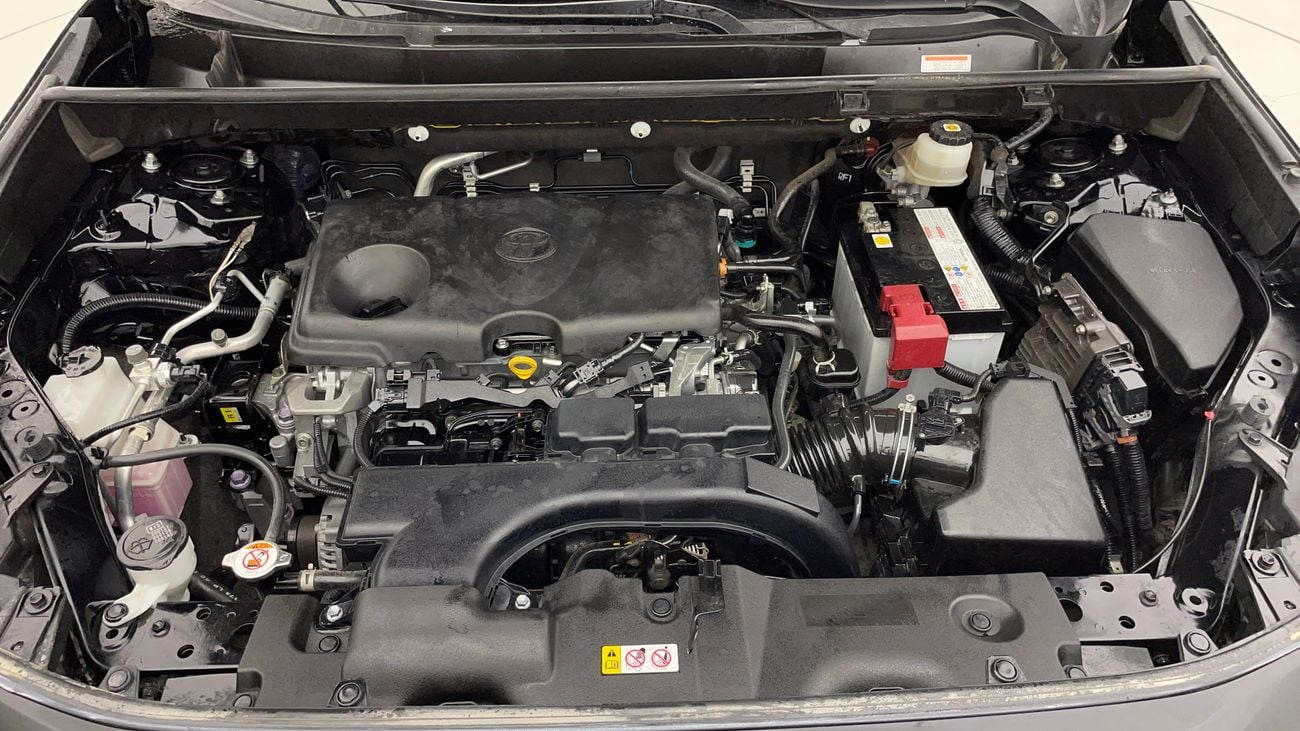 تويوتا راف ٤ ADVENTURE 2.5 | بدون دفعة مقدمة | اختبار القيادة في المنزل