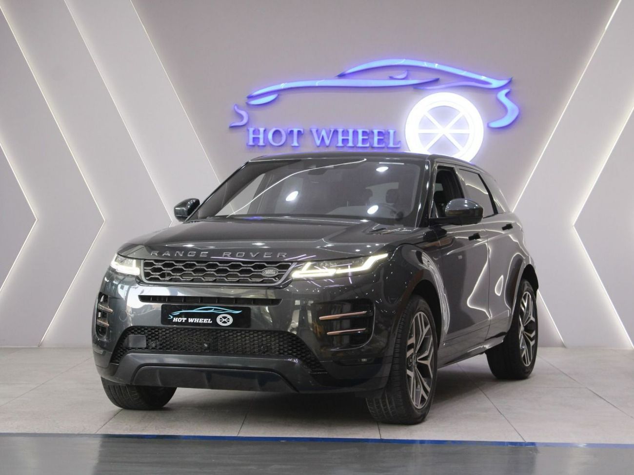 لاند روفر رانج روفر إيفوك - P250 HSE | With Warranty