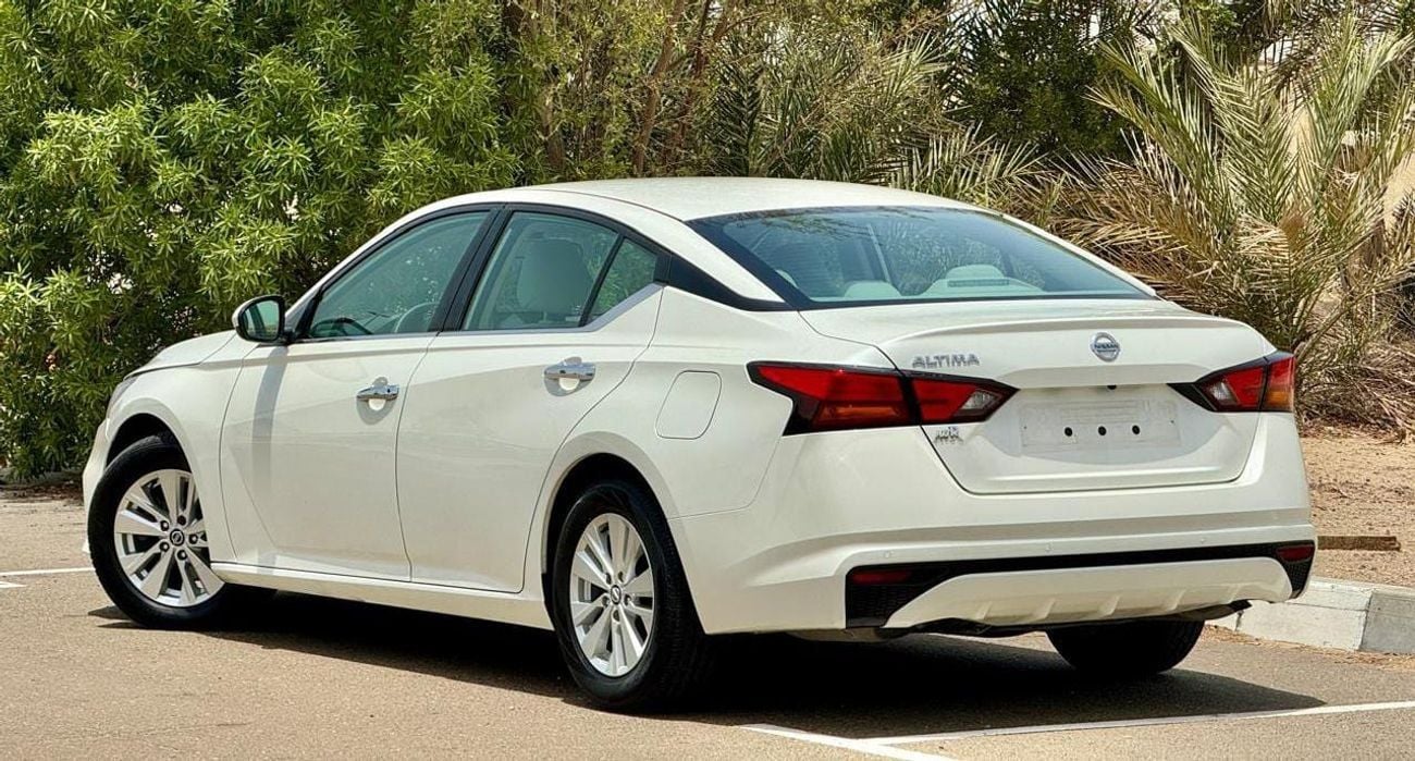 Nissan Altima S 2.5L 850-Monthly l GCC l Cruise, Camera, GPS l Accident Free