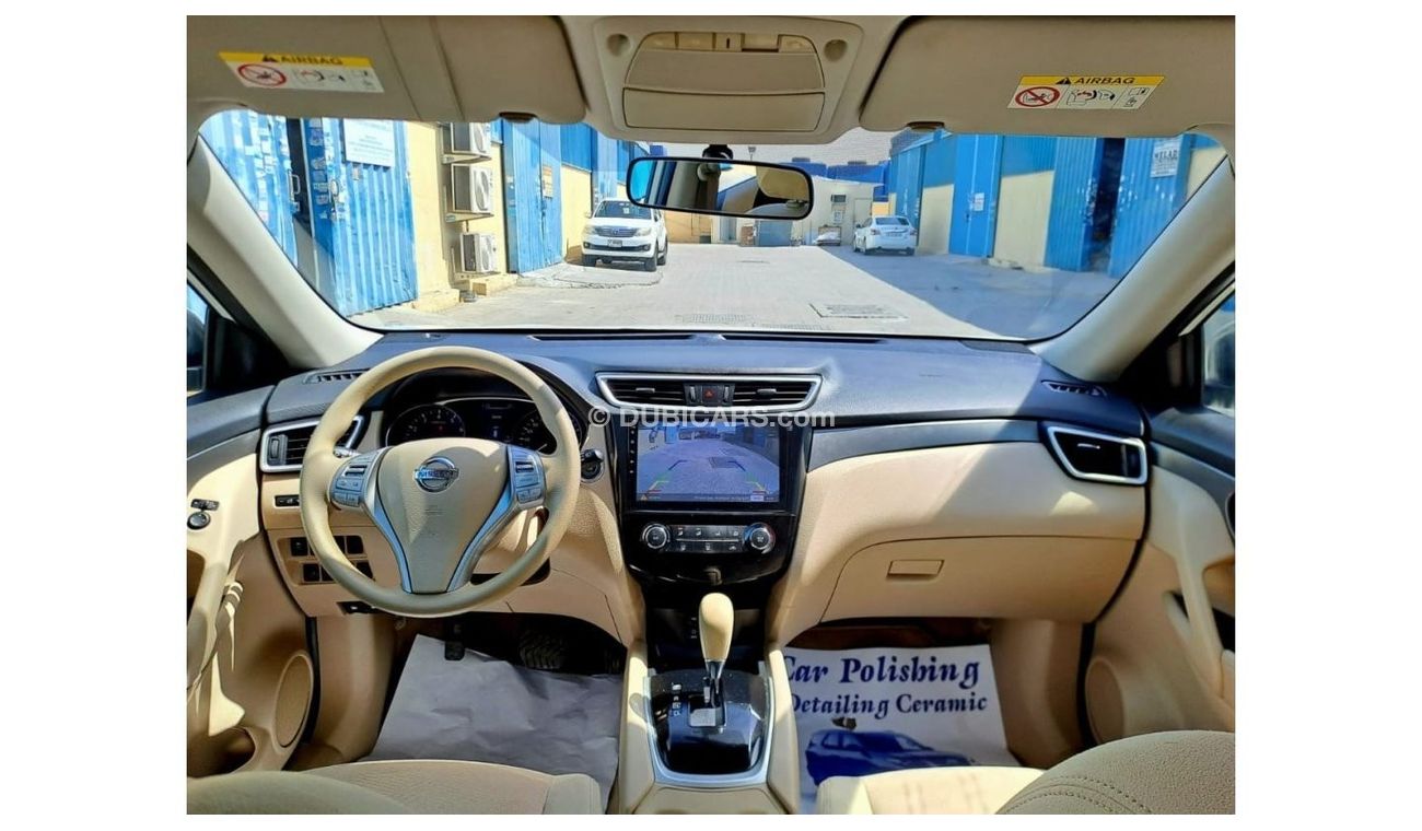 Nissan XTrail SV 2015 2.5L GCC (920x48/-MONTHLY)