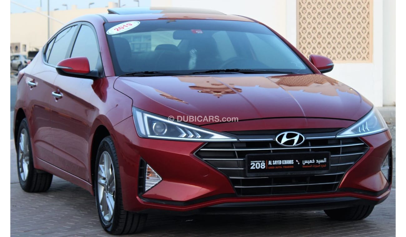 هيونداي إلانترا هيونداي إلنترا 2019 خليجي بحالة ممتازة بدون صبغ بدون حوادث نظيفه جدا من الداخل والخارج